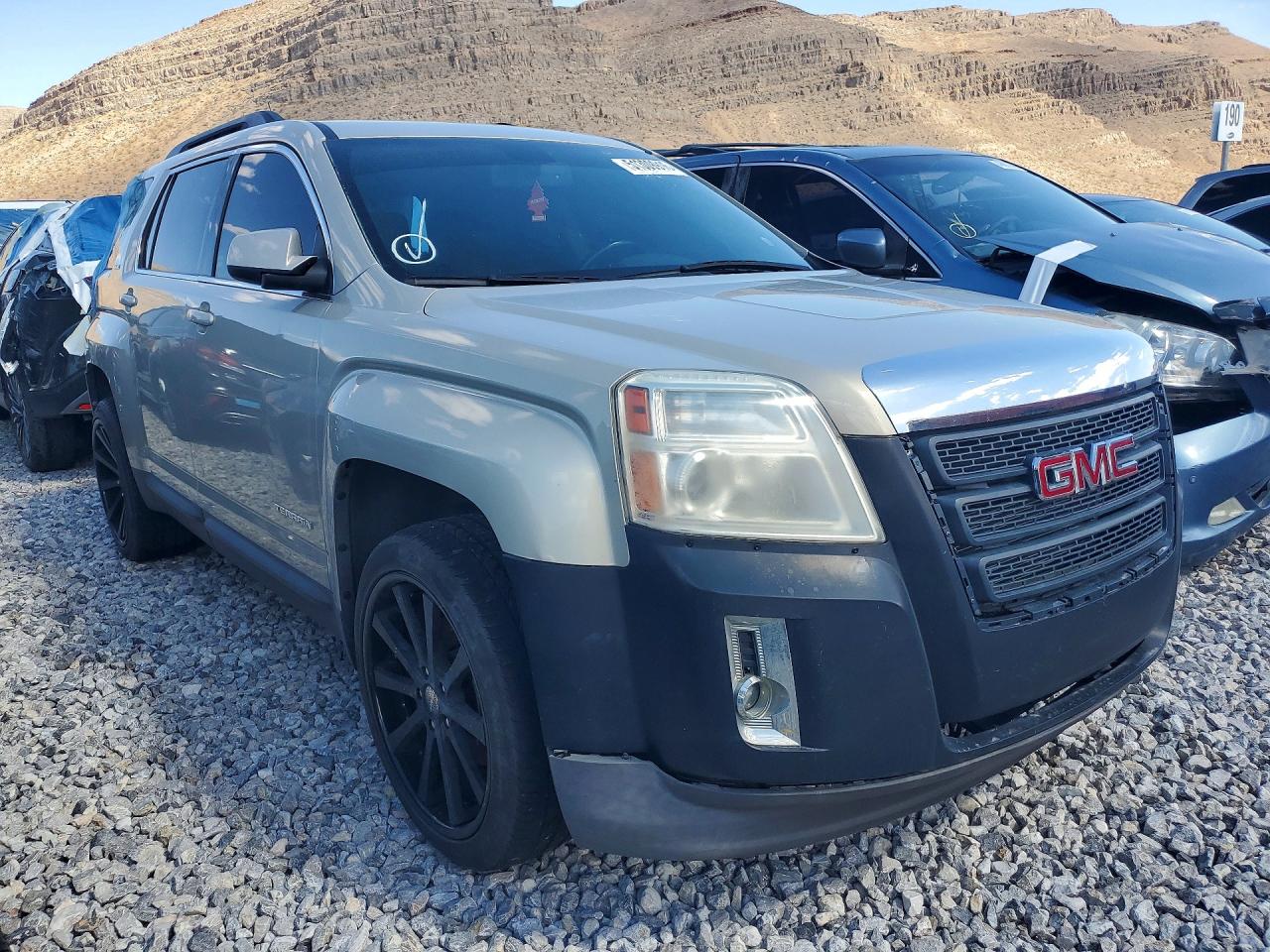 2CTFLEEYXA6335986 · 2010 GMC TERRAIN · 4/12