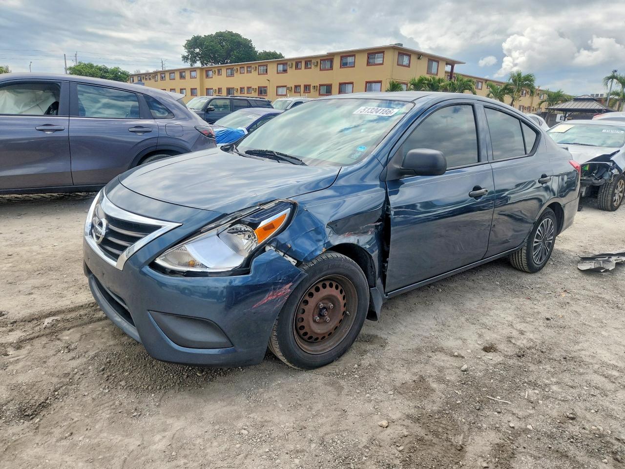 3N1CN7AP8FL855207 · 2015 NISSAN VERSA
