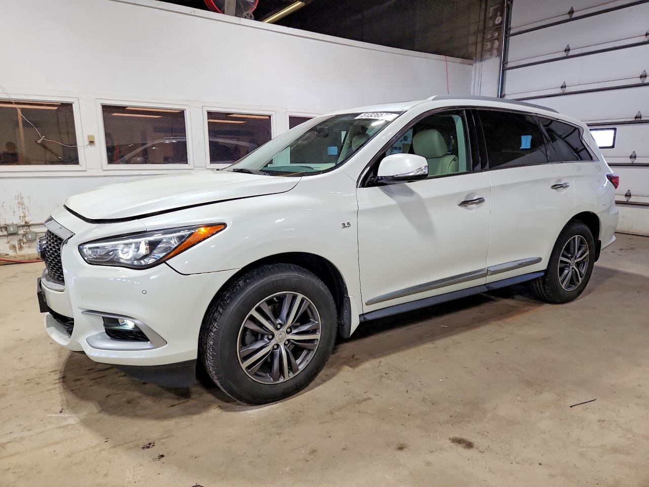 5N1AL0MM7GC524825 · 2016 INFINITI QX60