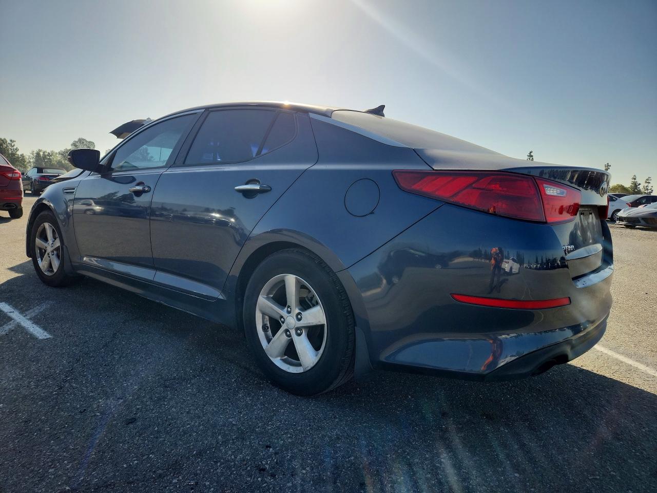 5XXGM4A75FG482221 · 2015 KIA OPTIMA · 2/12
