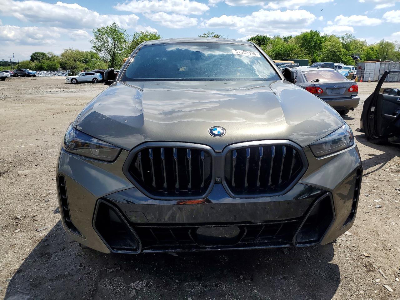 5UX33EX09R9U98035 · 2024 BMW X6 · 5/13