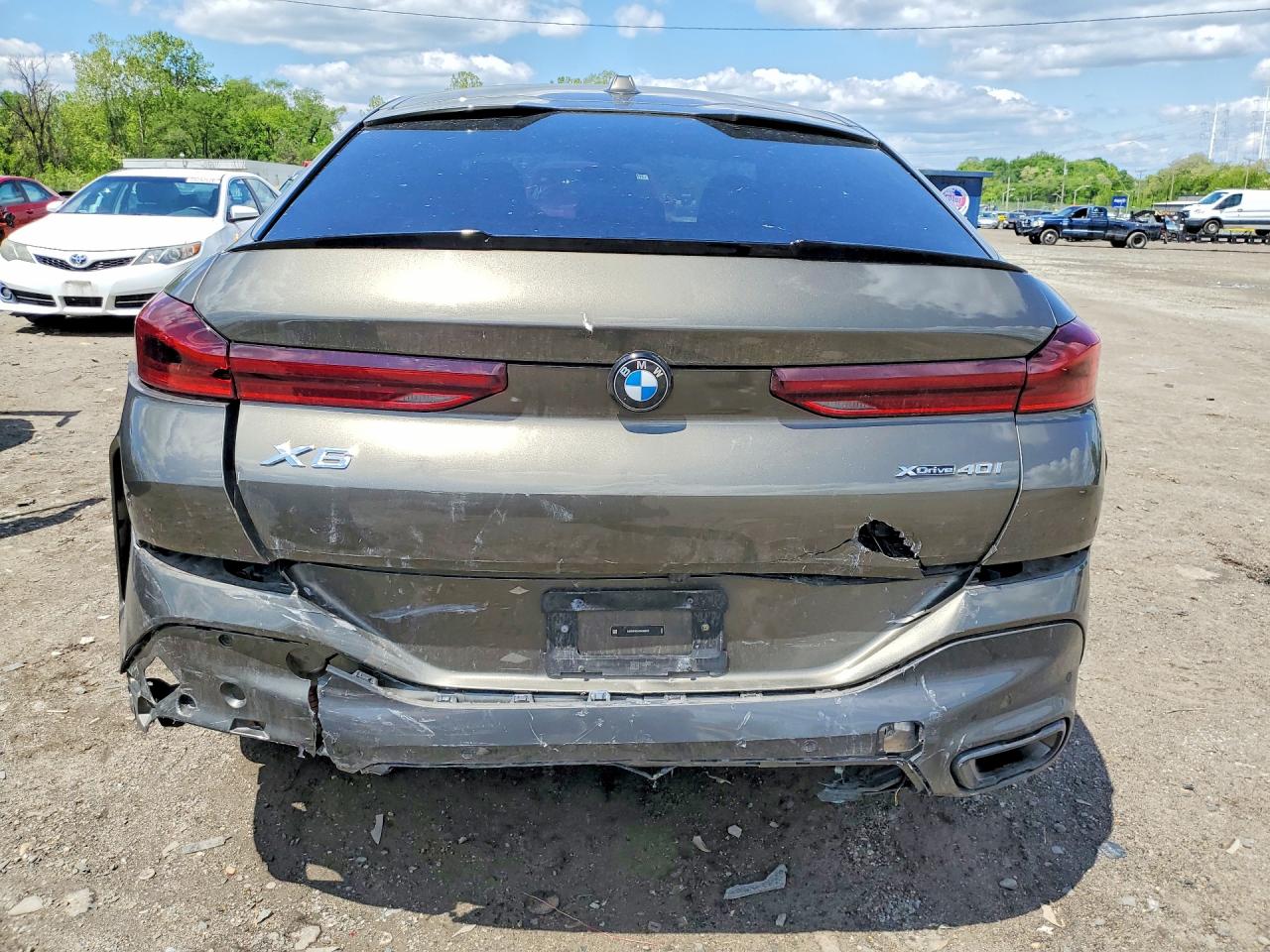 5UX33EX09R9U98035 · 2024 BMW X6 · 6/13