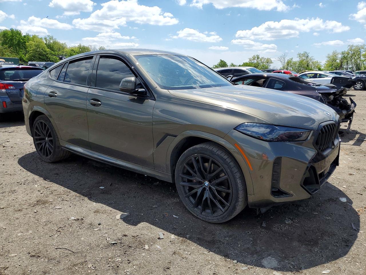 5UX33EX09R9U98035 · 2024 BMW X6 · 4/13