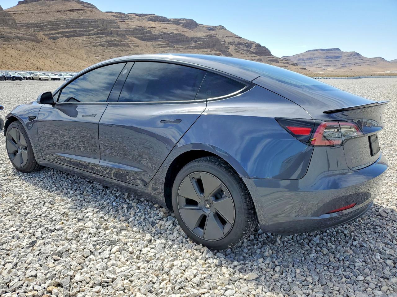 5YJ3E1EAXPF713411 · 2023 TESLA MODEL 3 · 2/13