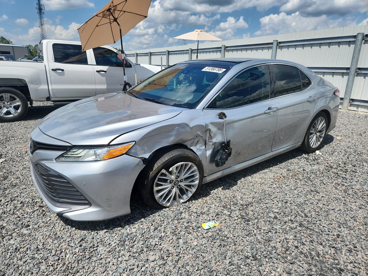2018 TOYOTA CAMRY