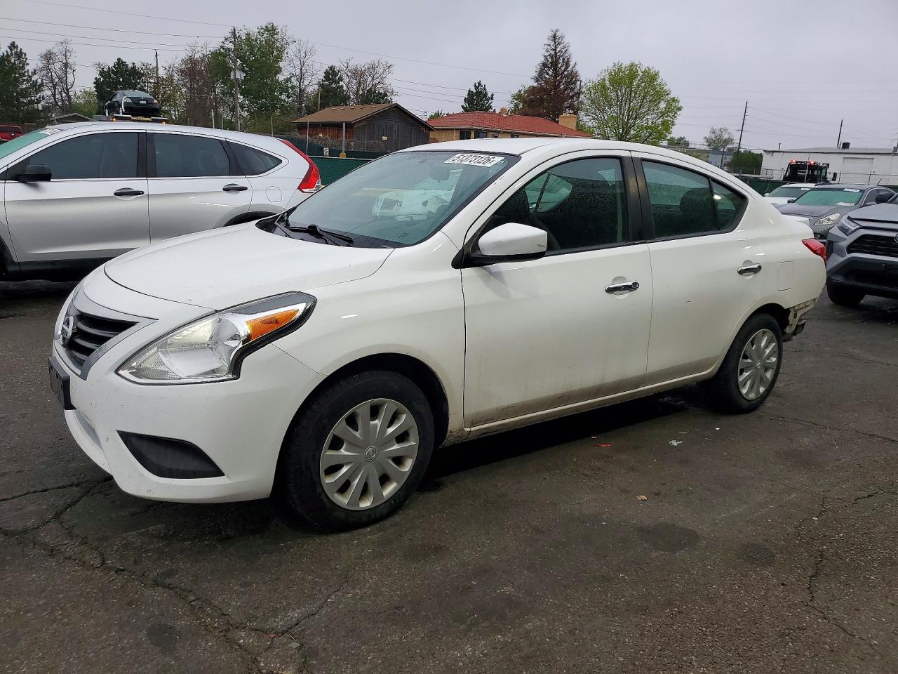 2017 NISSAN VERSA