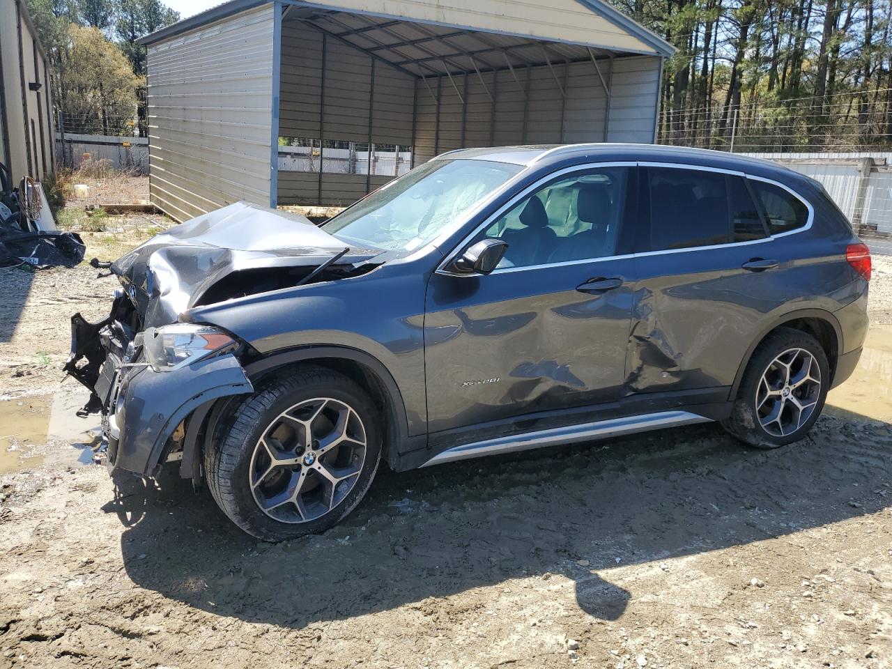 WBXHT3C39J5K22593 · 2018 BMW X1