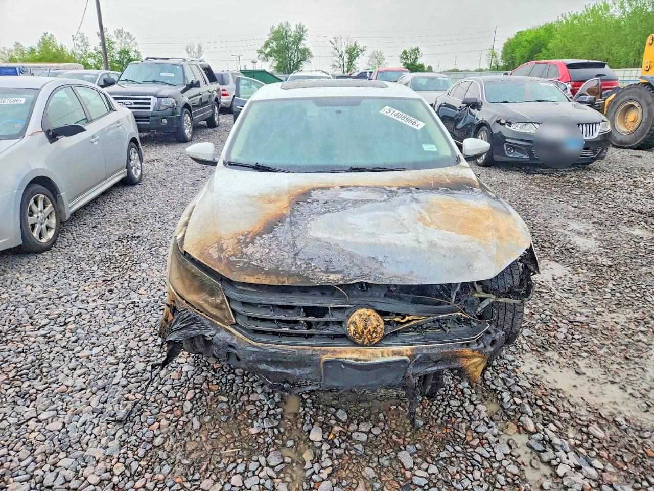 1VWLA7A38KC002119 · 2019 VOLKSWAGEN PASSAT · 5/12