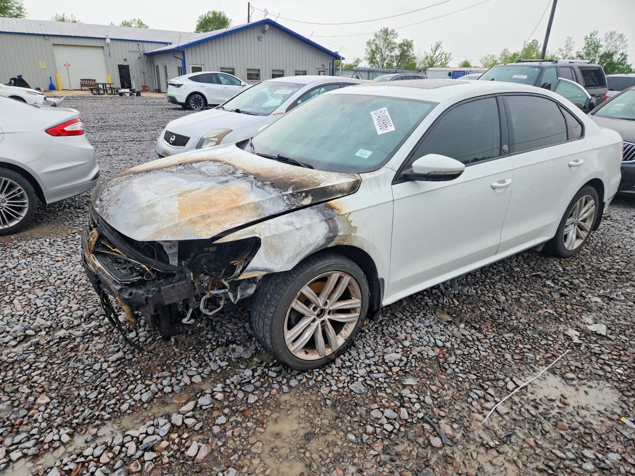 2019 VOLKSWAGEN PASSAT