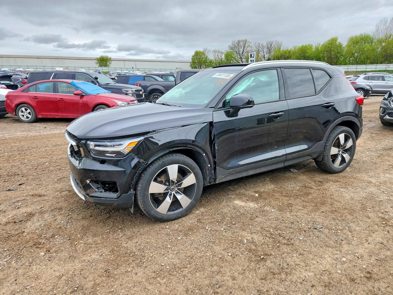 YV4162UK3L2255306 · 2020 VOLVO XC40
