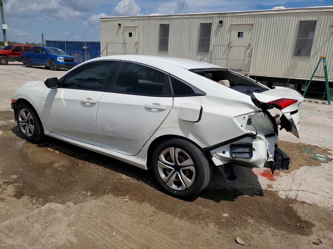 2HGFC2F59JH601695 · 2018 HONDA CIVIC · 2/13