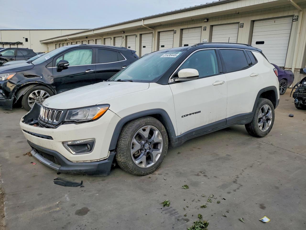 3C4NJDCB0LT142296 · 2020 JEEP COMPASS