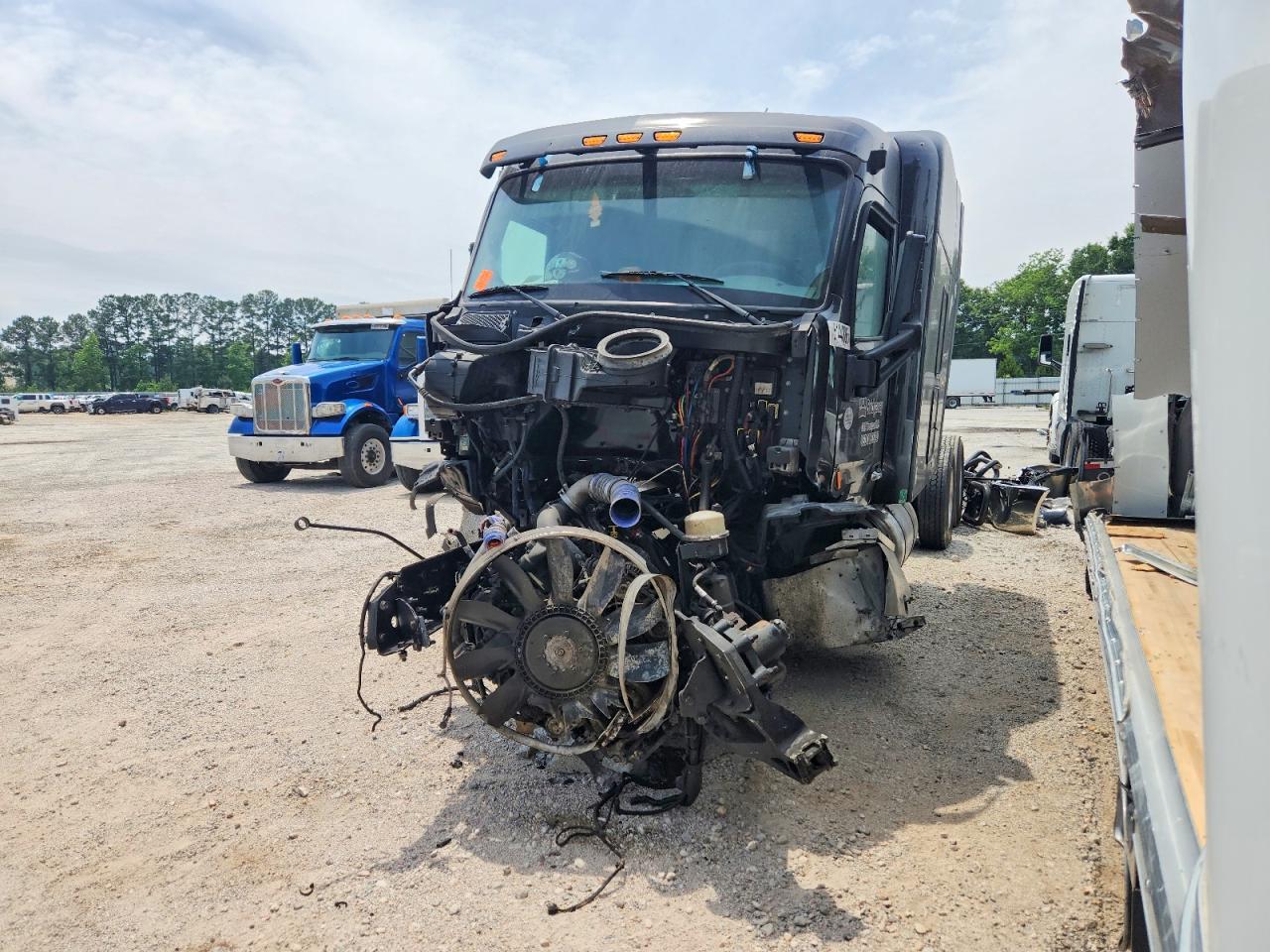 1XPBDP9X1MD770954 · 2021 PETERBILT 579 · 2/10
