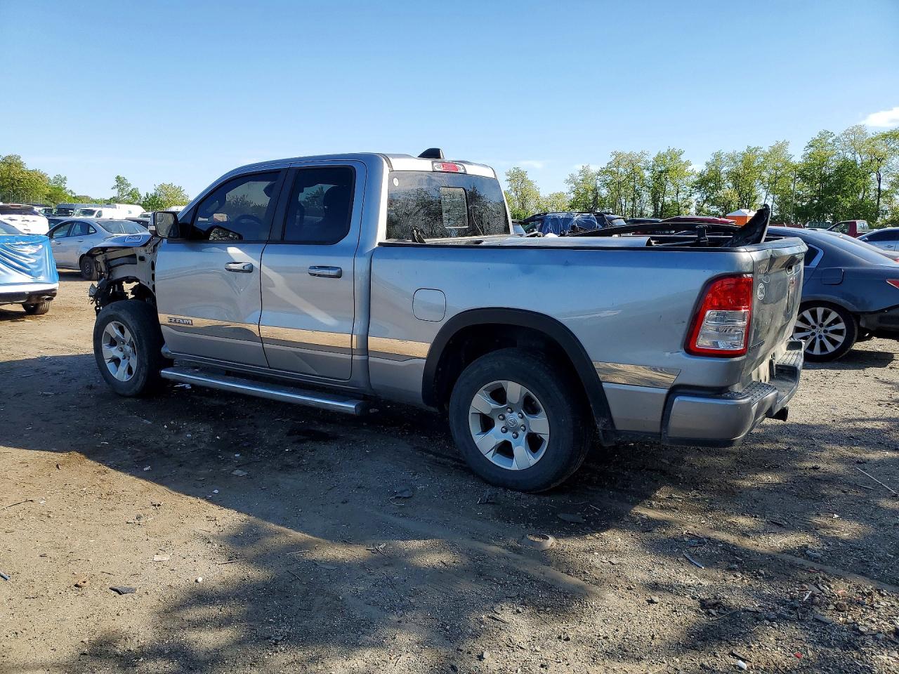 1C6RREBG3KN683975 · 2019 RAM 1500 · 2/12
