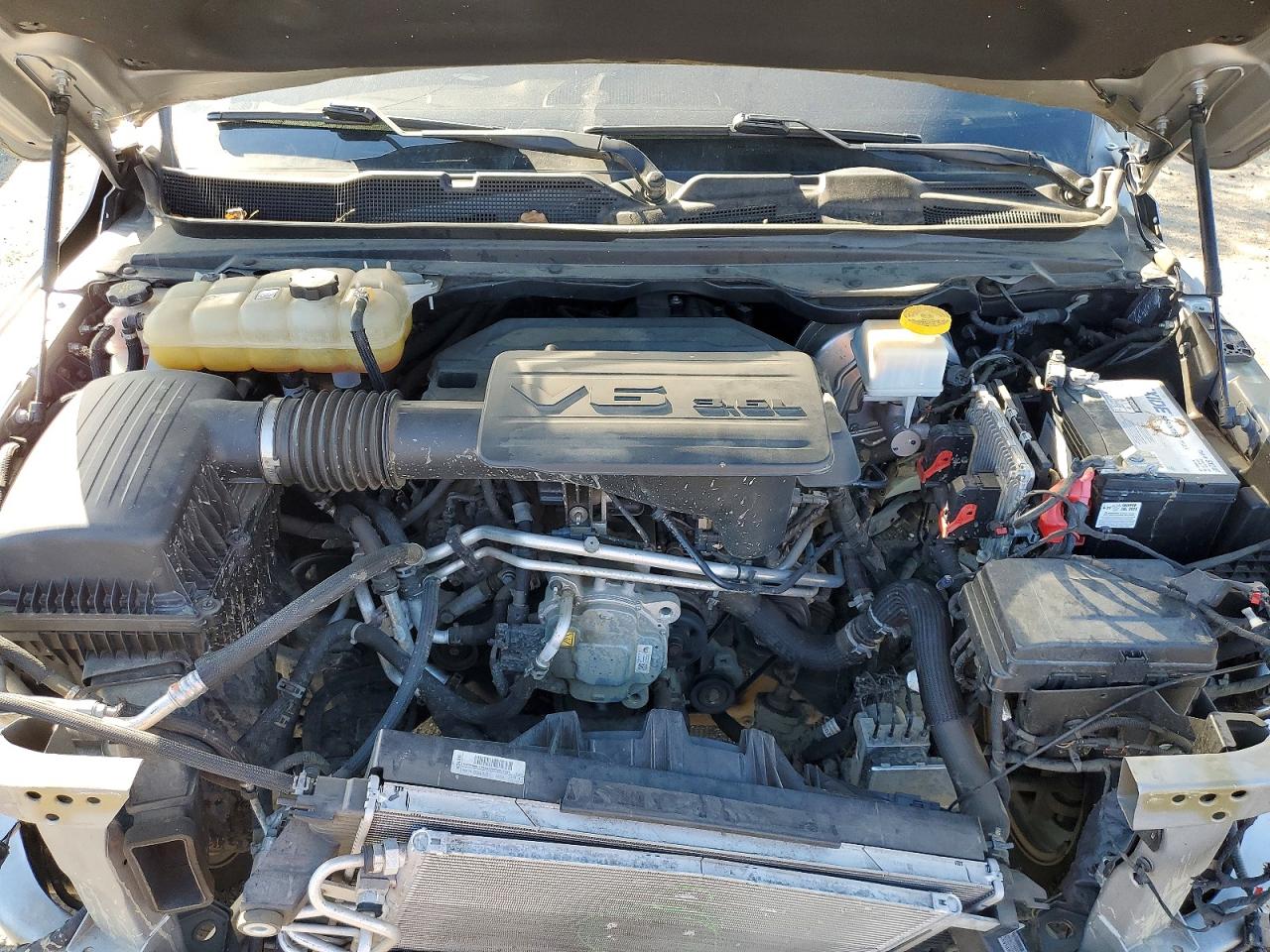 1C6RREBG3KN683975 · 2019 RAM 1500 · 11/12