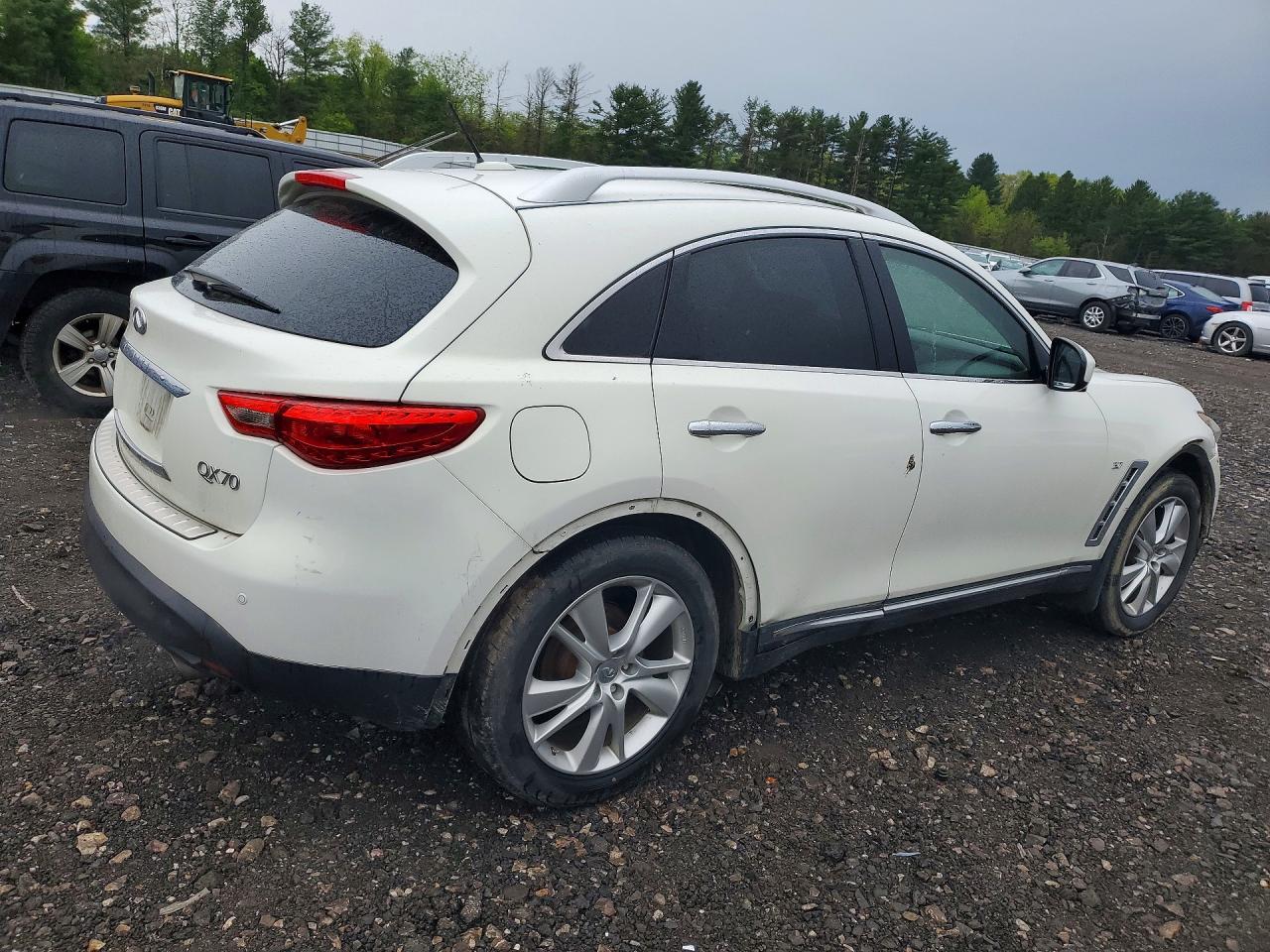 JN8CS1MW4GM751864 · 2016 INFINITI QX70 · 3/12
