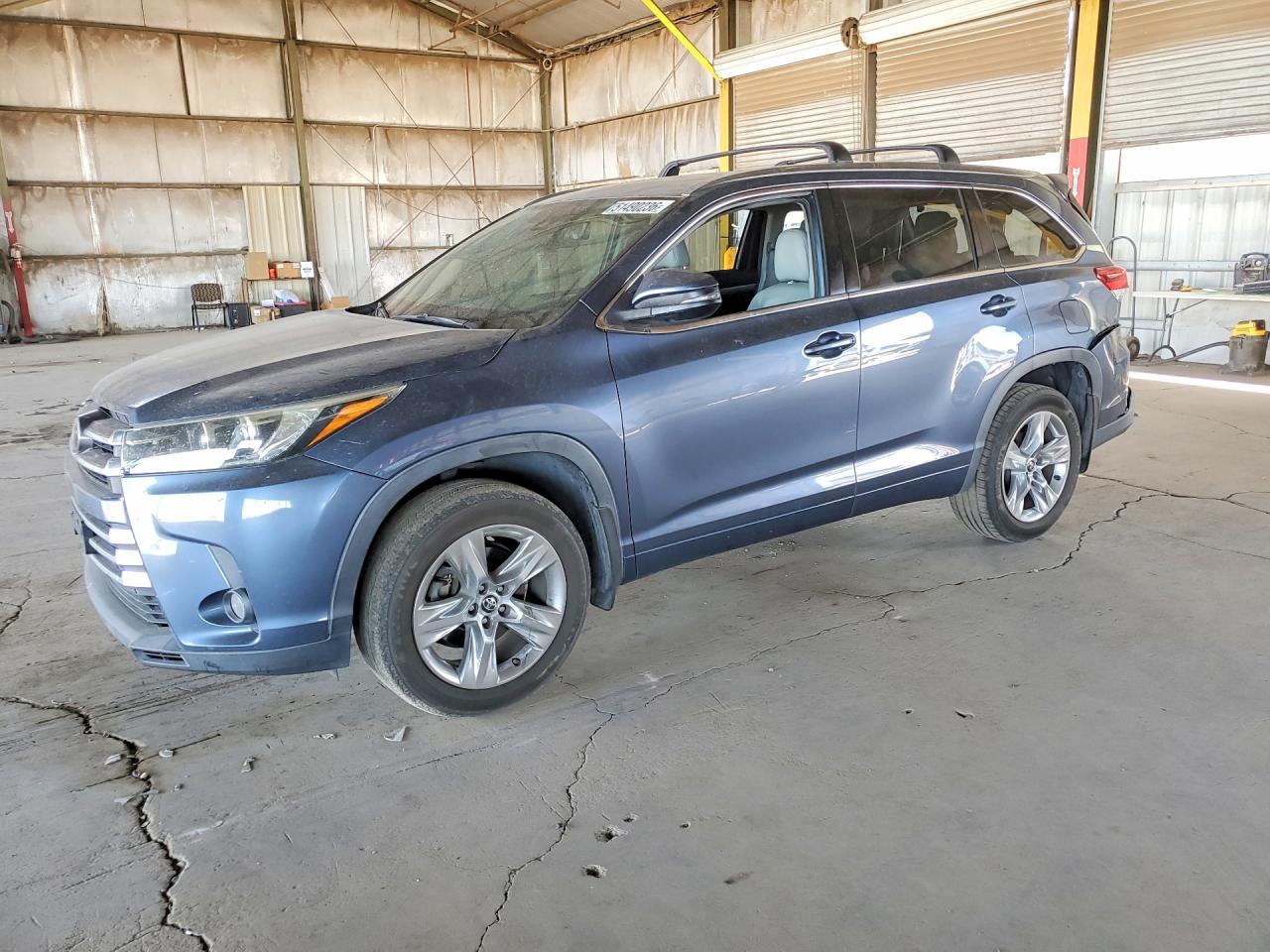 5TDYZRFH3JS275466 · 2018 TOYOTA HIGHLANDER