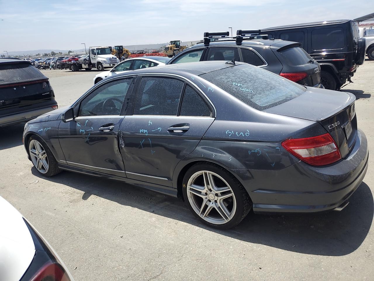 WDDGF5EBXBR174151 · 2011 MERCEDES-BENZ C · 2/14