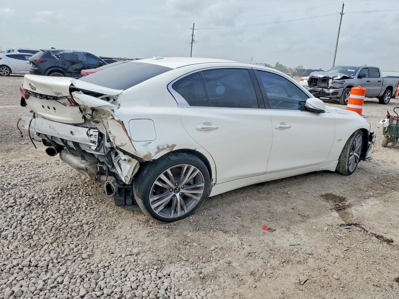 JN1EV7AP1LM203121 · 2020 INFINITI Q50 · 3/13