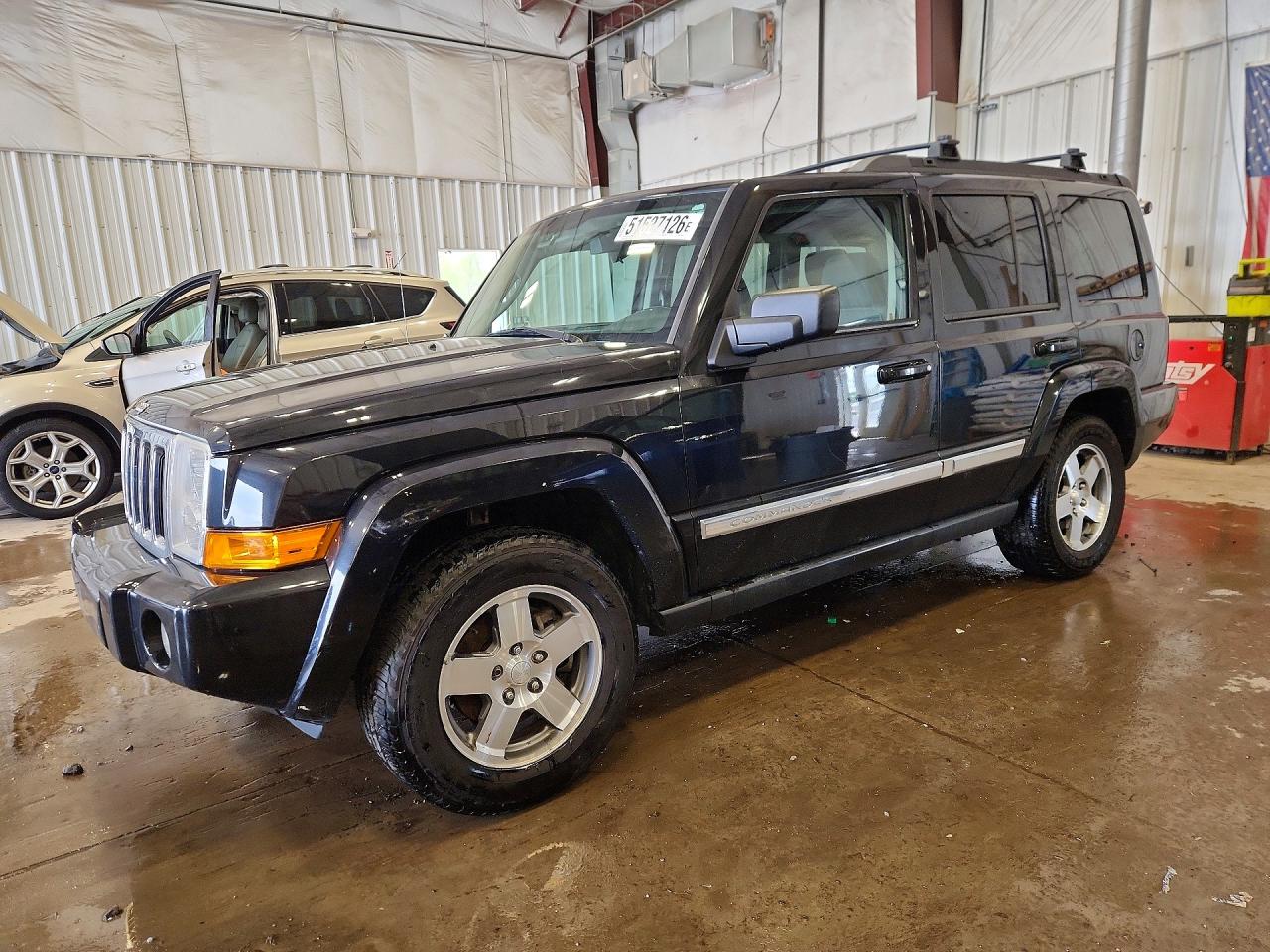 1J4RG4GK9AC161877 · 2010 JEEP COMMANDER