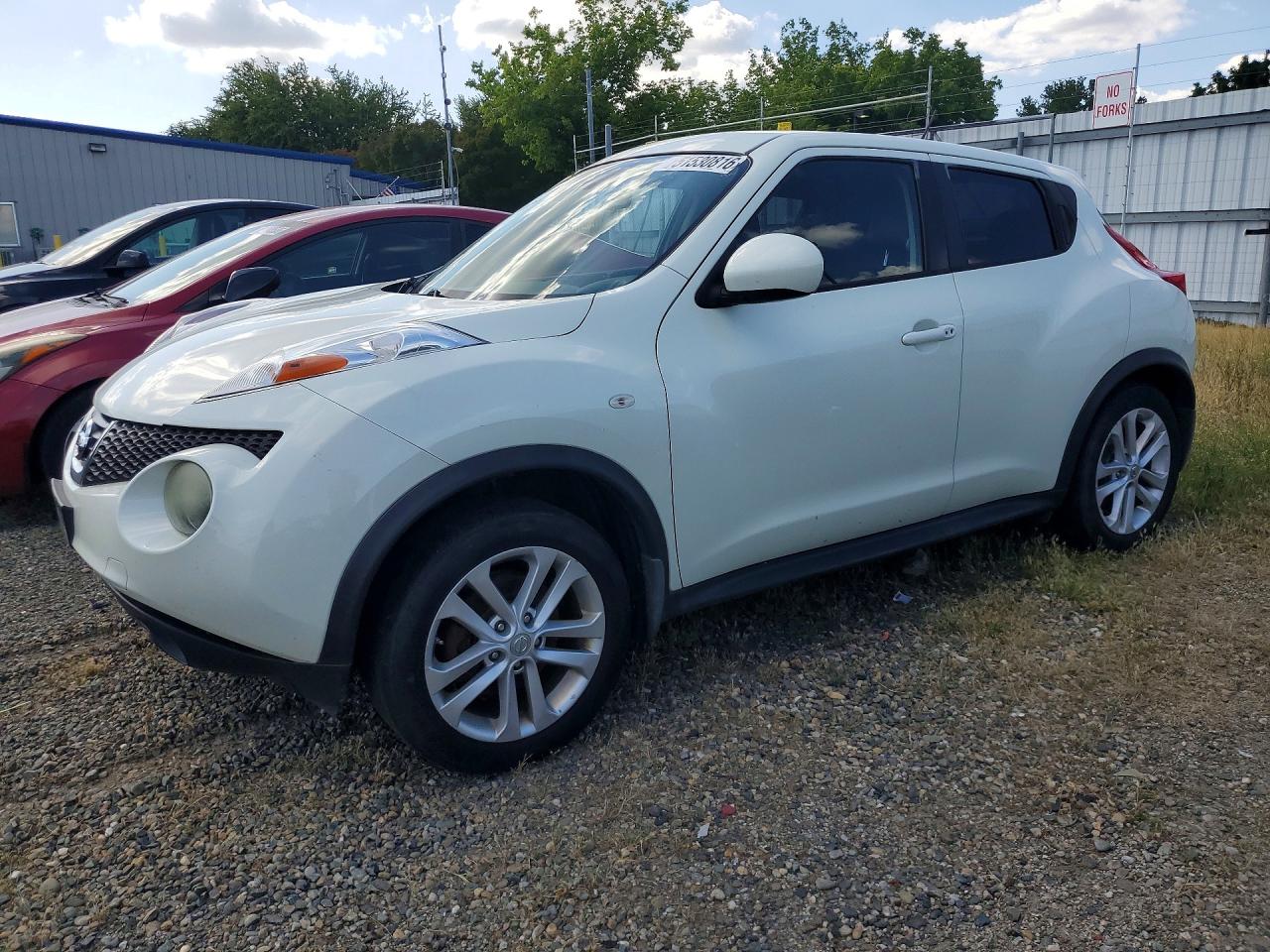 JN8AF5MV1BT015814 · 2011 NISSAN JUKE
