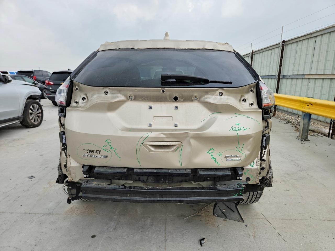 2FMPK3J97JBB20879 · 2018 FORD EDGE · 6/14