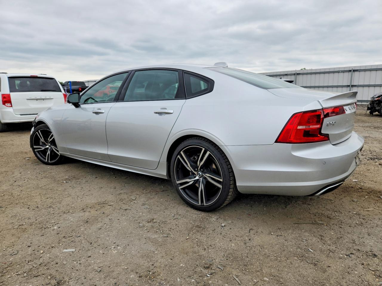 LVYA22MT4LP150793 · 2020 VOLVO S90 · 2/12