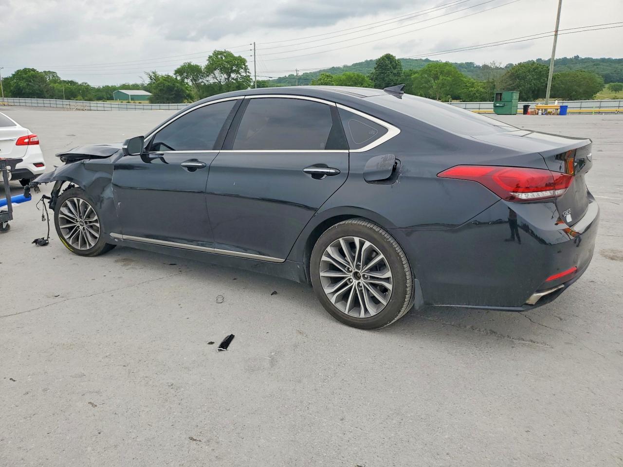 KMHGN4JE0FU023485 · 2015 HYUNDAI GENESIS · 2/13