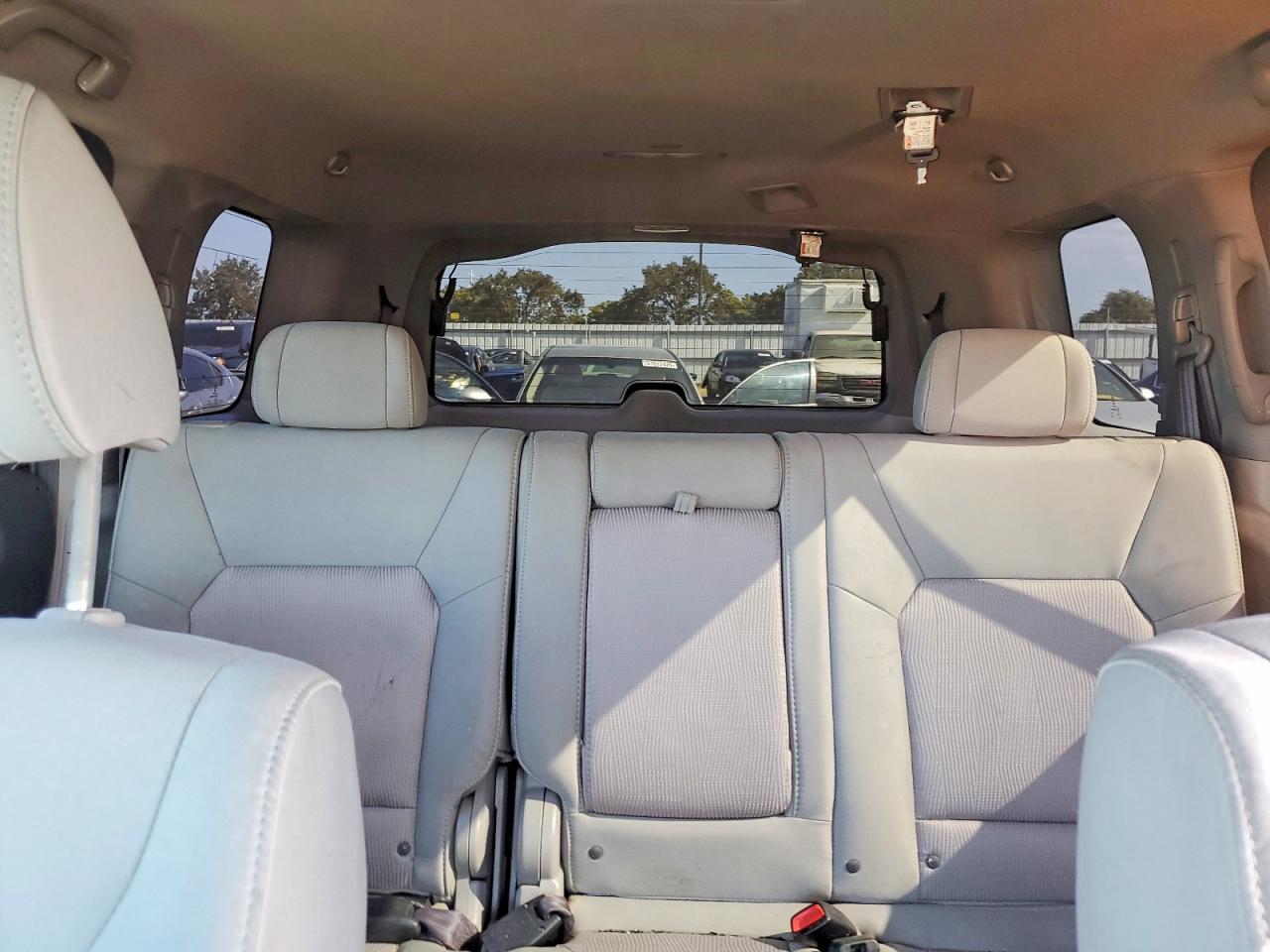 5FNYF4H48BB013891 · 2011 HONDA PILOT · 10/13