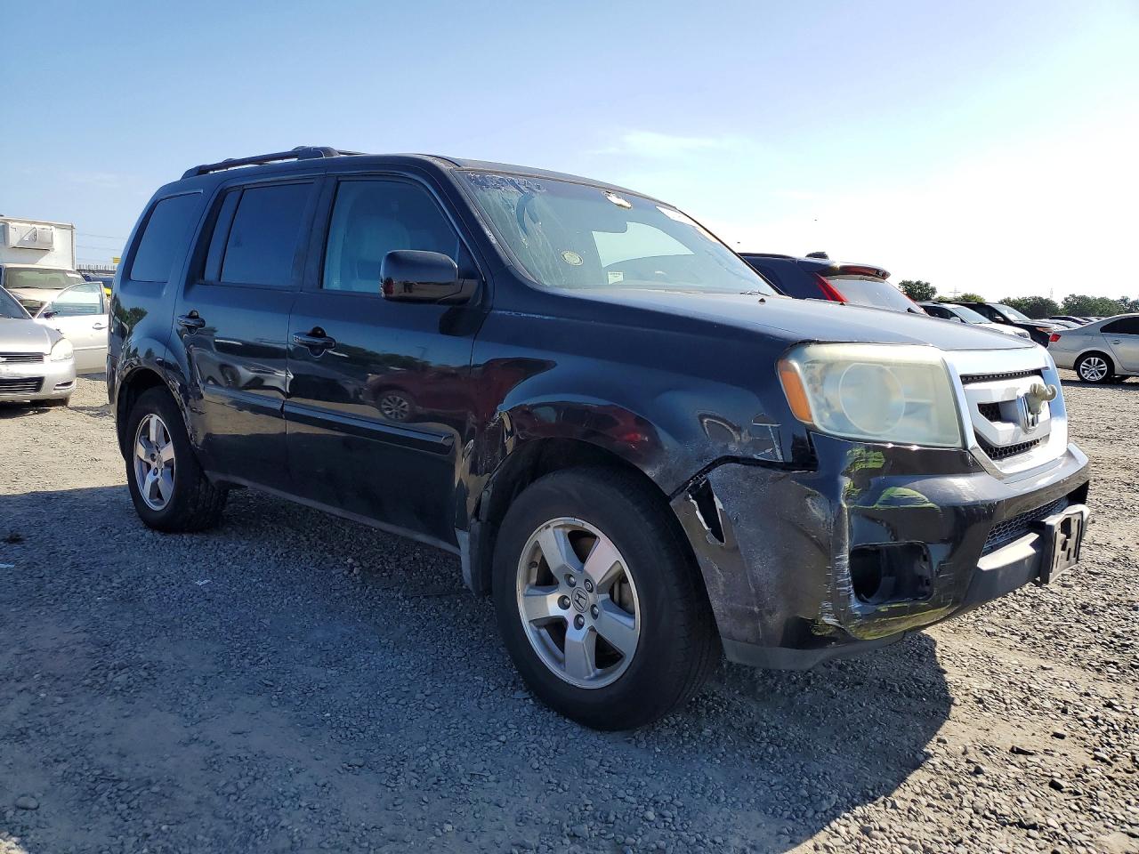 5FNYF4H48BB013891 · 2011 HONDA PILOT · 4/13