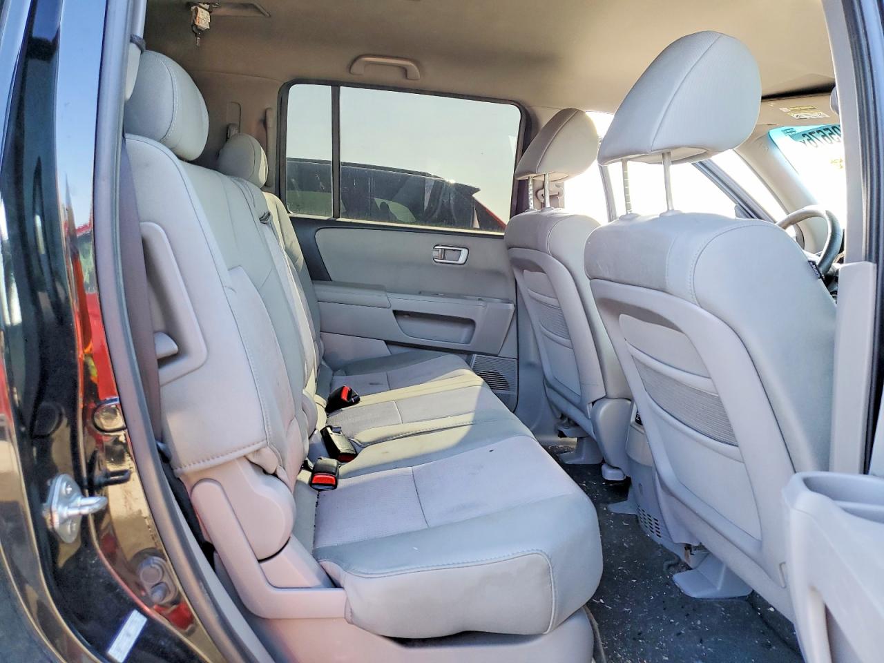 5FNYF4H48BB013891 · 2011 HONDA PILOT · 11/13