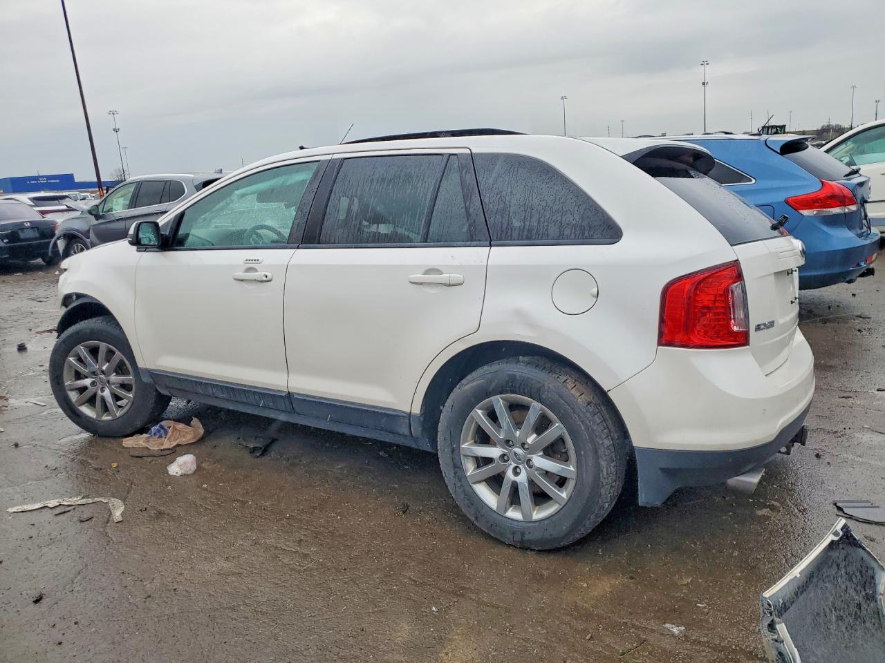 2FMDK3JC8DBC65707 · 2013 FORD EDGE · 2/13