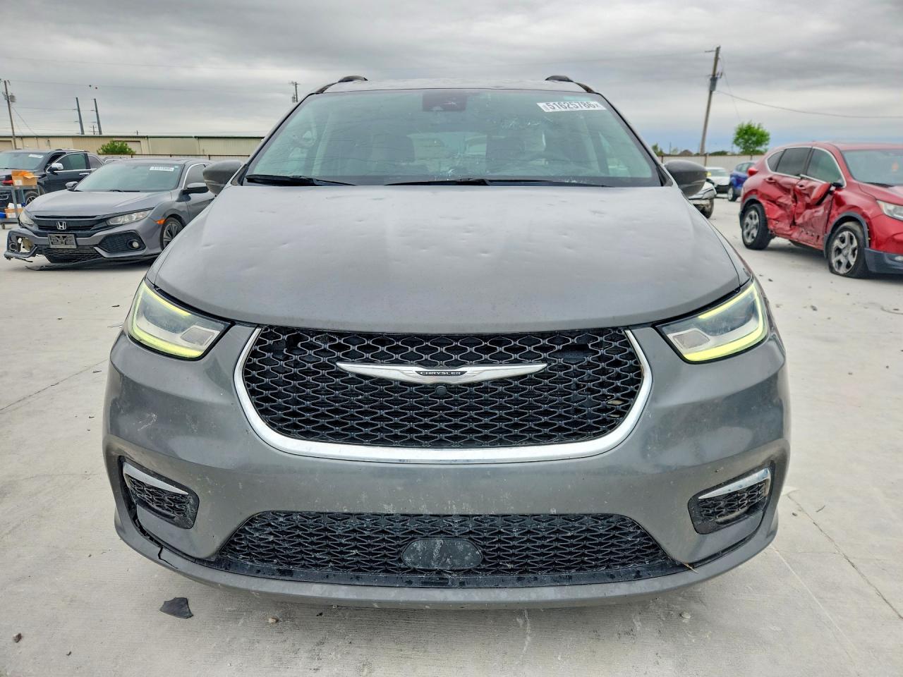 2C4RC1BG8NR177570 · 2022 CHRYSLER PACIFICA · 5/13
