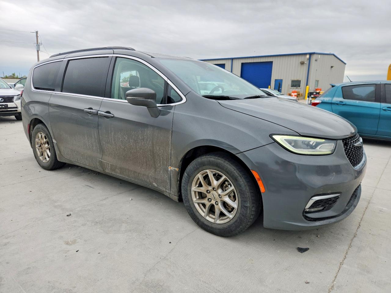 2C4RC1BG8NR177570 · 2022 CHRYSLER PACIFICA · 4/13