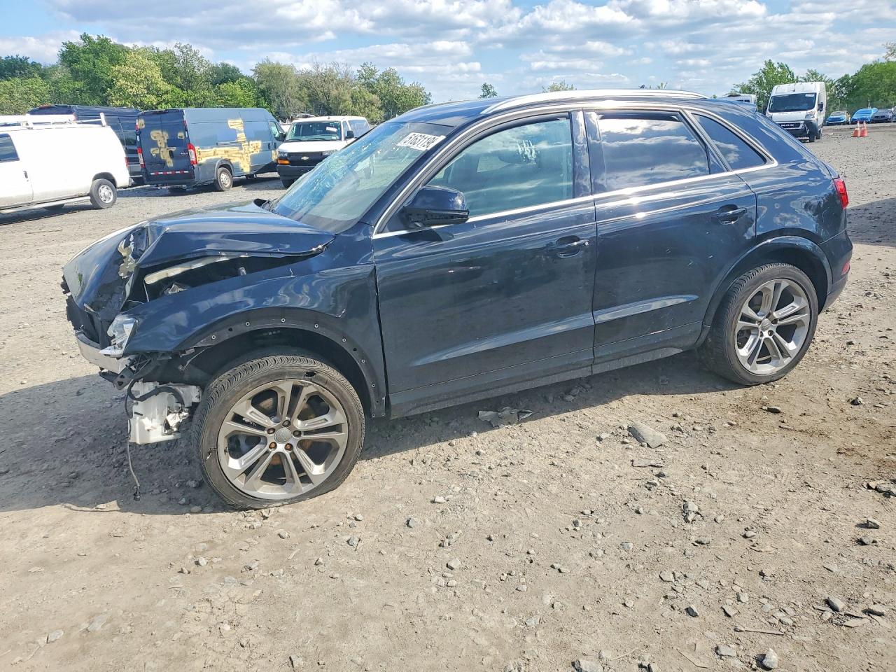 WA1EFCFS1GR001141 · 2016 AUDI Q3