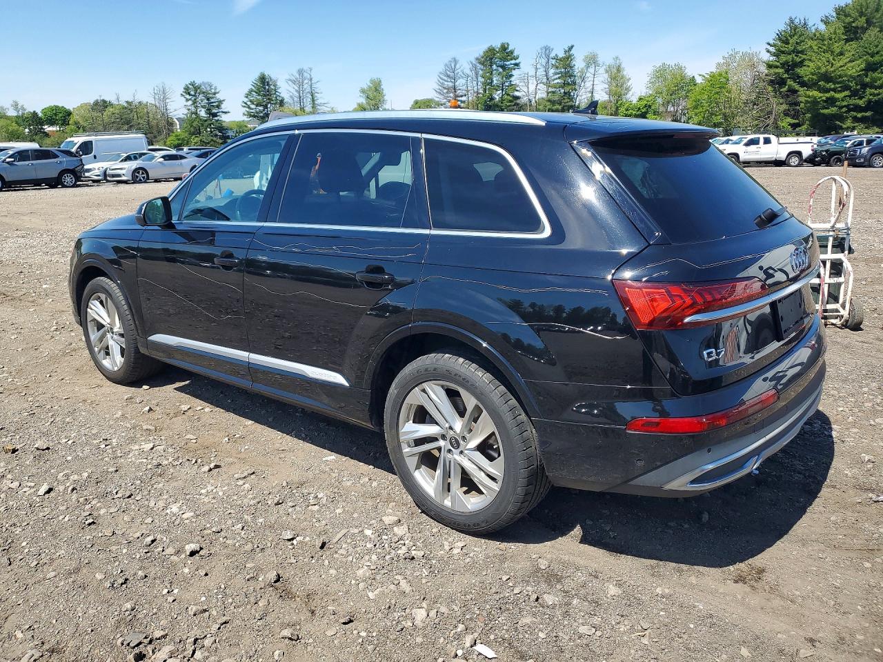 WA1LXAF75MD013614 · 2021 AUDI Q7 · 2/13