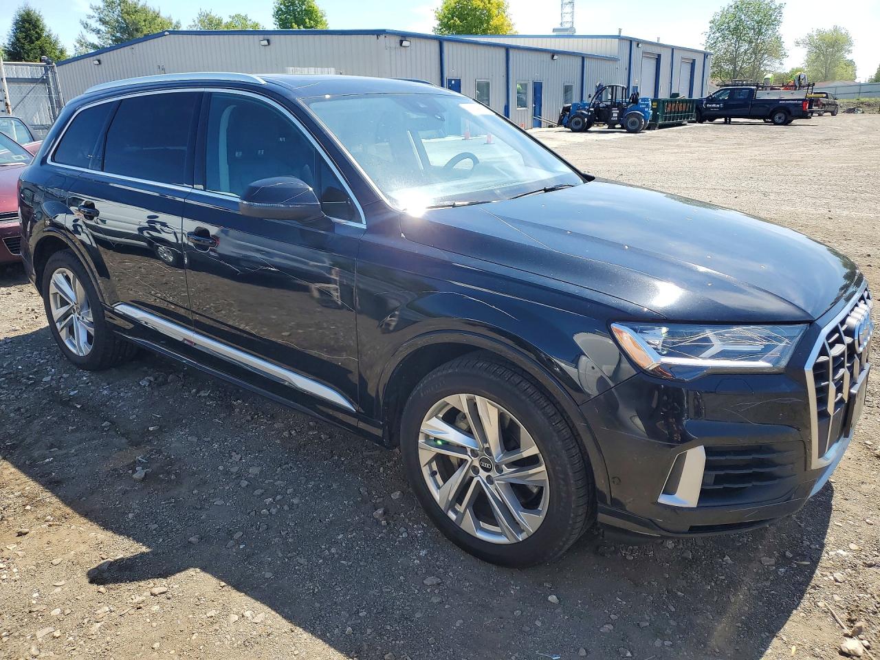 WA1LXAF75MD013614 · 2021 AUDI Q7 · 4/13