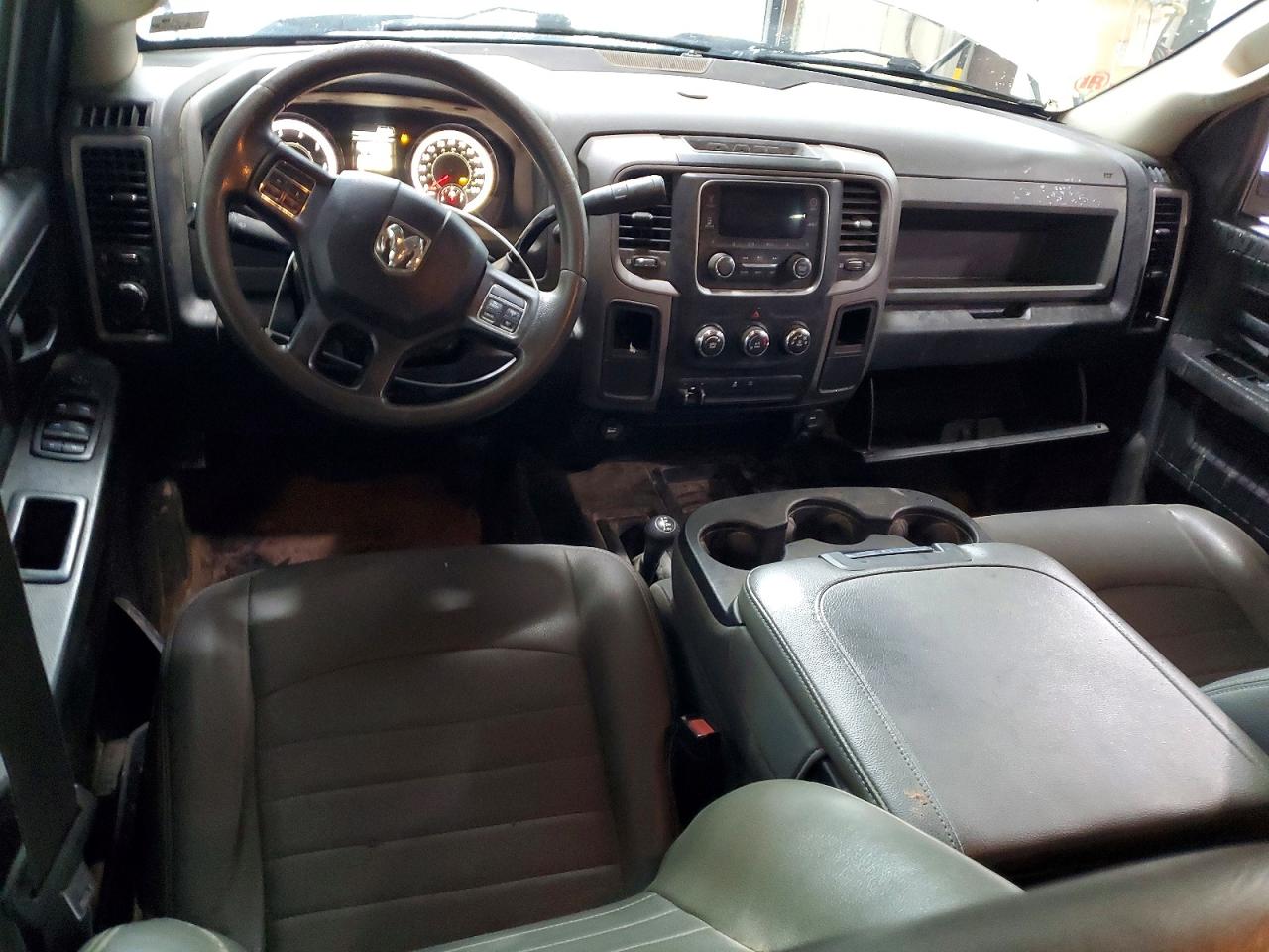 3C6TR5HT0JG293823 · 2018 RAM 2500 · 8/12