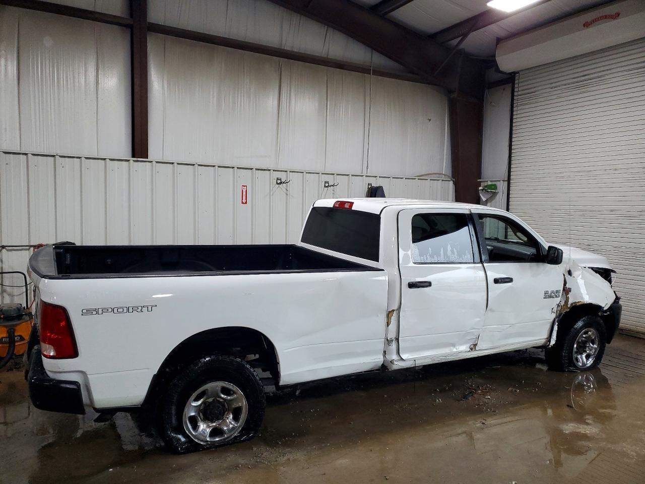 3C6TR5HT0JG293823 · 2018 RAM 2500 · 3/12