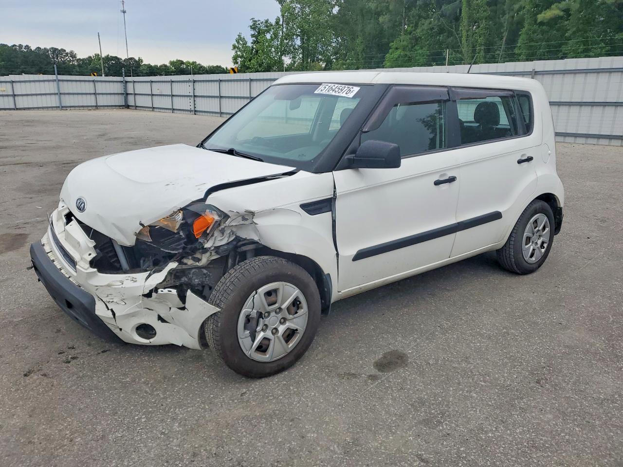 KNDJT2A19B7306882 · 2011 KIA SOUL