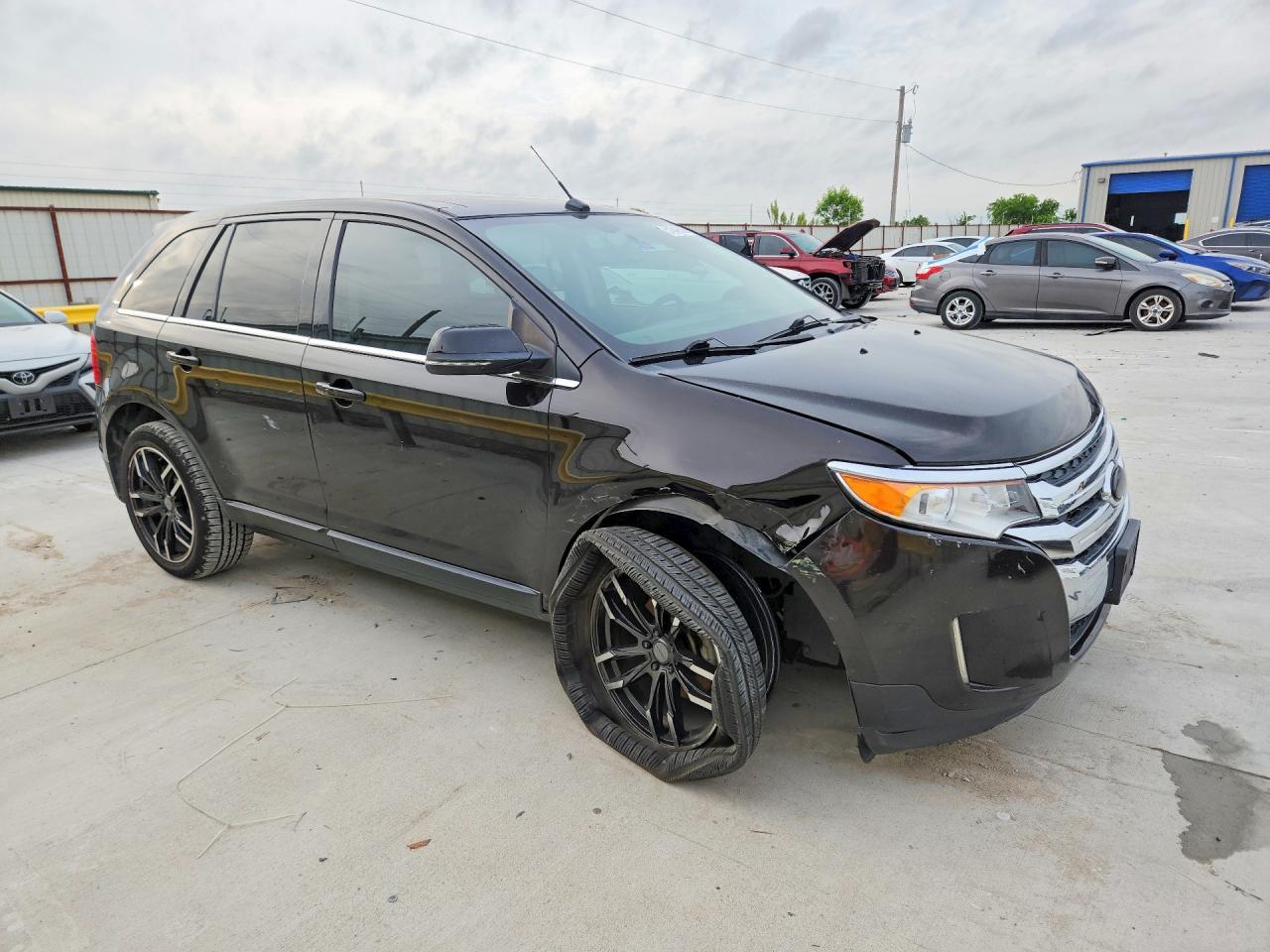2FMDK3KC4DBE03385 · 2013 FORD EDGE · 4/13