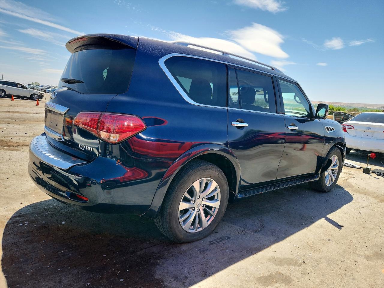 JN8AZ2NF7H9647476 · 2017 INFINITI QX80 · 3/13