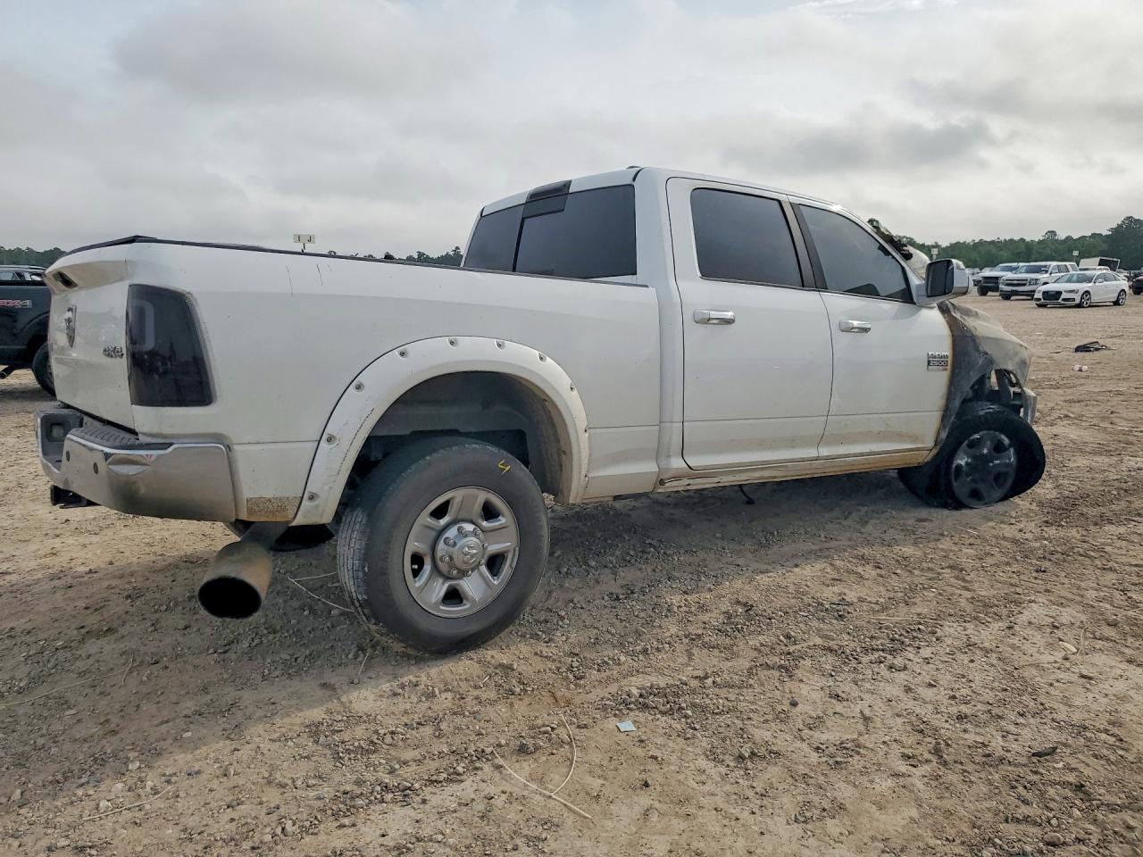 3D7UT2CL6BG620186 · 2011 DODGE RAM 2500 · 3/13