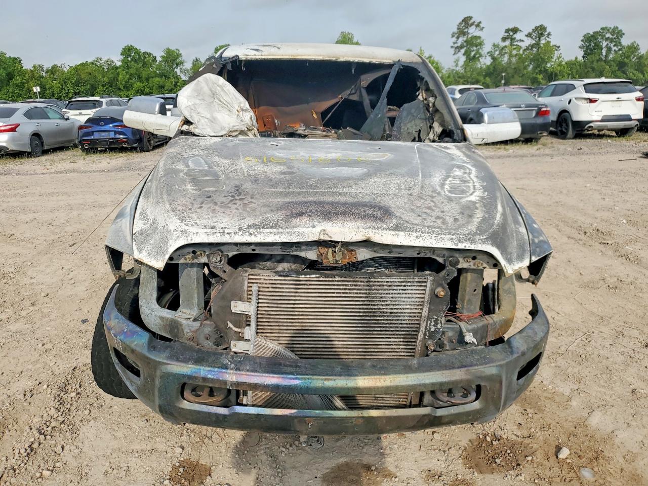 3D7UT2CL6BG620186 · 2011 DODGE RAM 2500 · 5/13