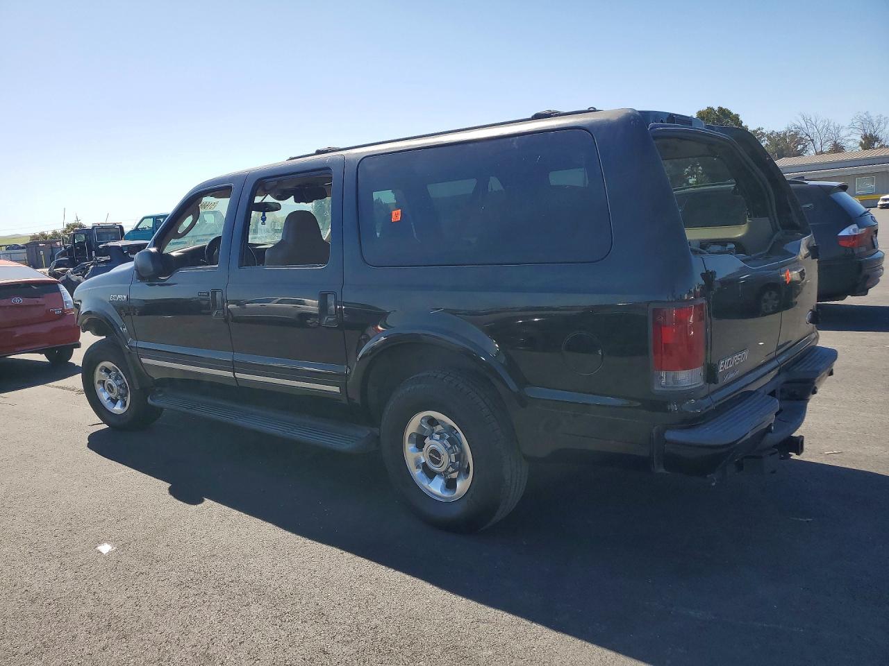 1FMNU42S24EA89350 · 2004 FORD EXCURSION · 2/13