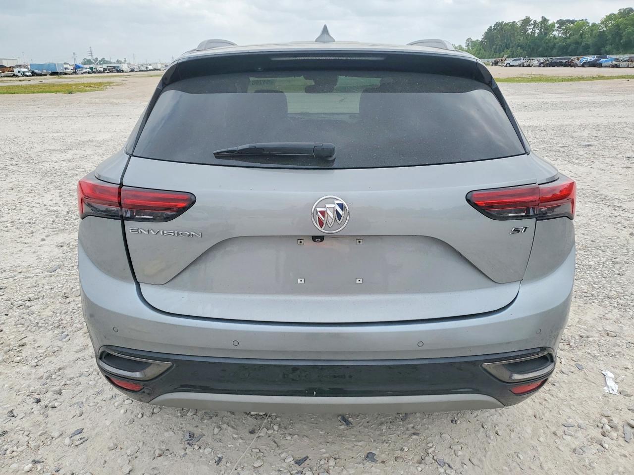 LRBAZLR40PD067085 · 2023 BUICK ENVISION · 6/13