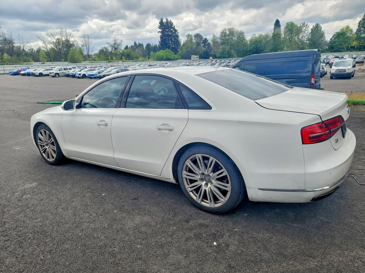WAUJGAFD8FN019937 · 2015 AUDI A8 · 2/12