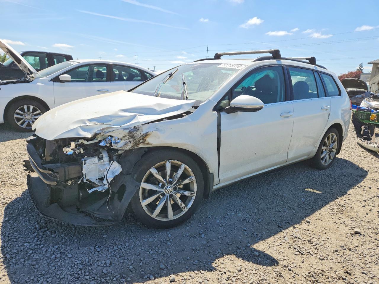 3VWC17AU8HM514219 · 2017 VOLKSWAGEN GOLF SPORTWAGEN