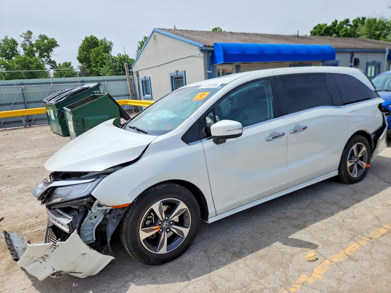 5FNRL6H82JB001021 · 2018 HONDA ODYSSEY