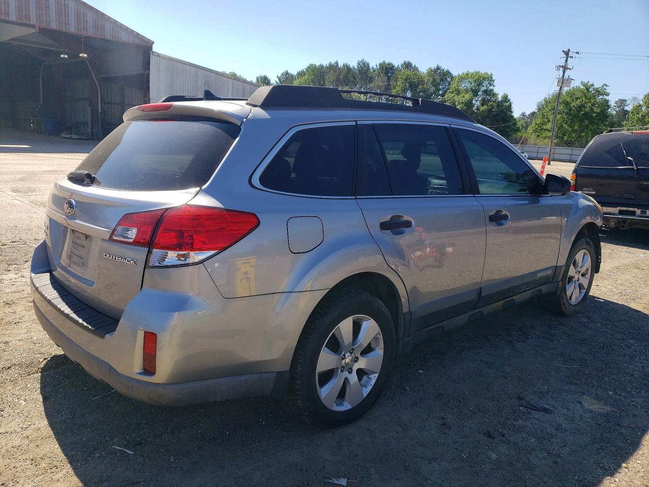4S4BRCKC1B3353478 · 2011 SUBARU OUTBACK · 3/13